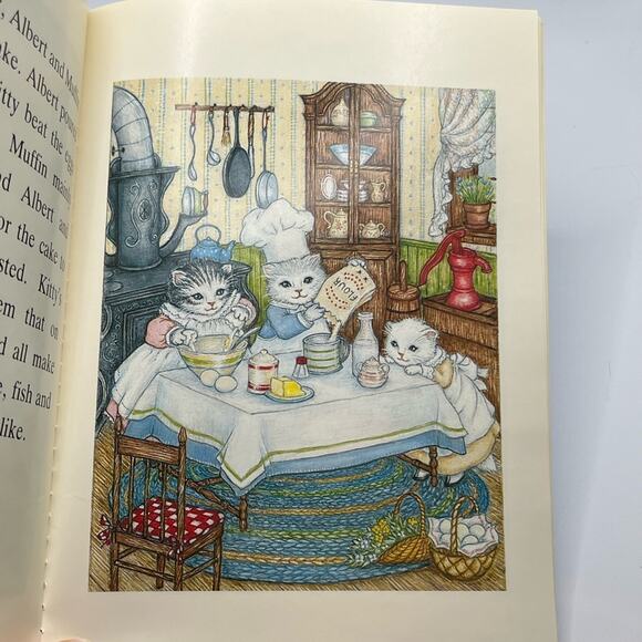1980s Kitty Cucumber notebook and illustrated book, NWT - Picture 12 of 12